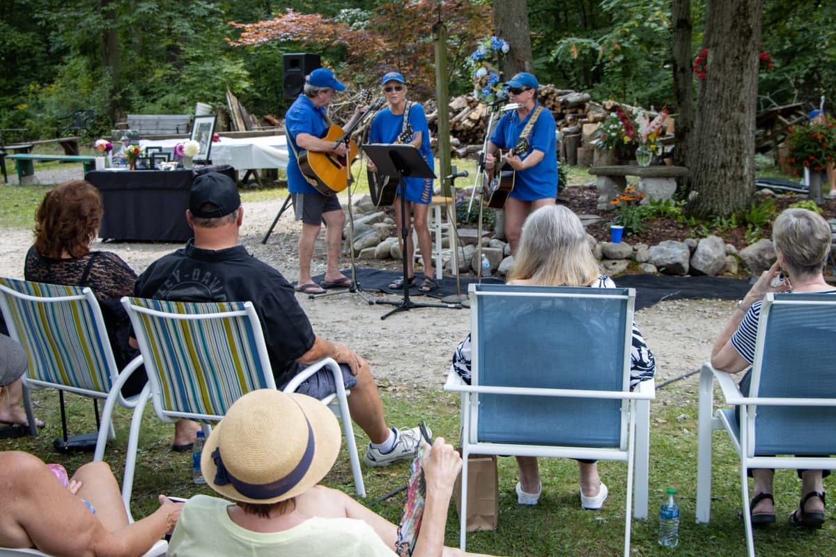 Resort Grounds - Picnic Area